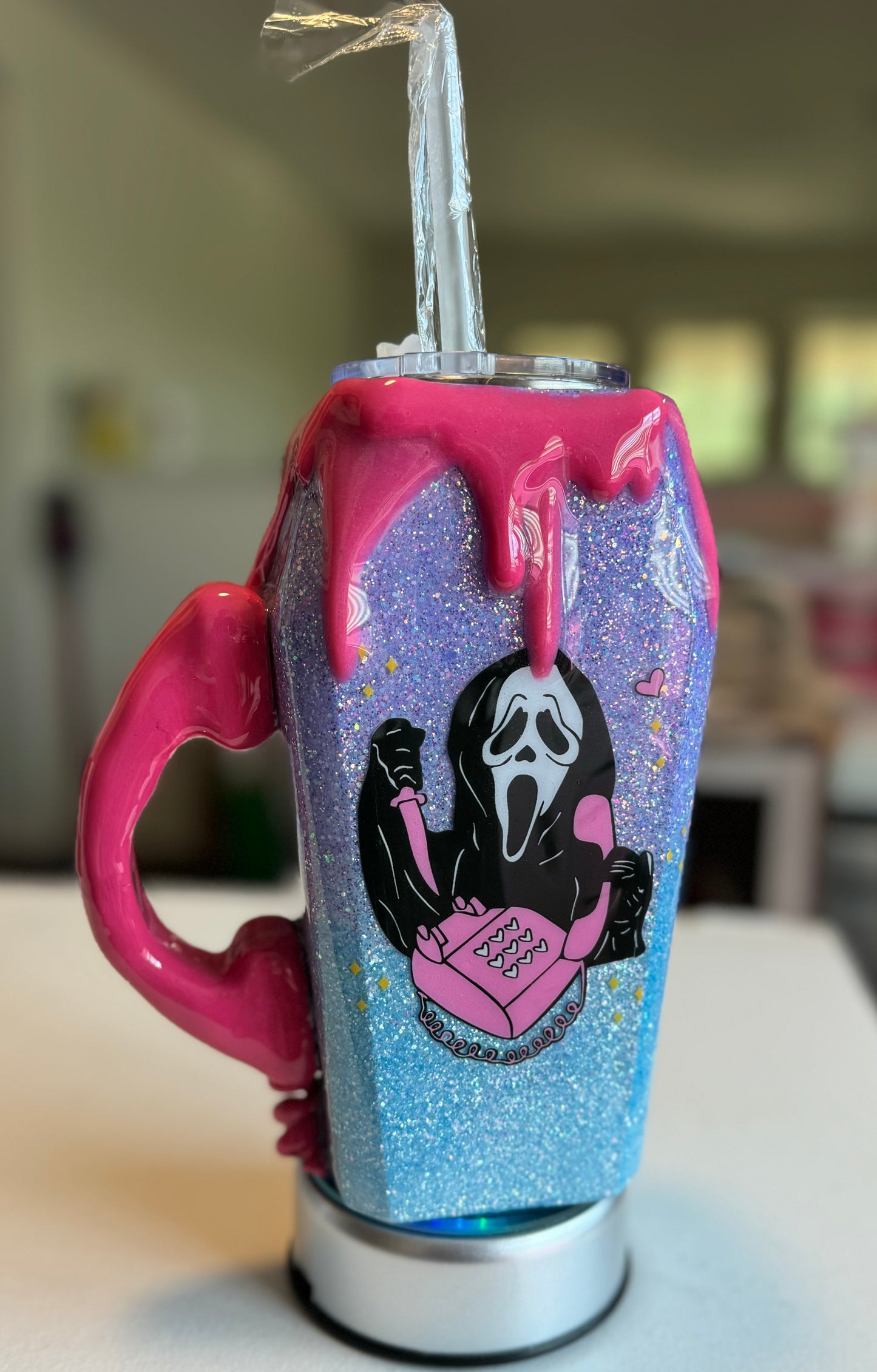 24oz 3D Scream Tumbler with Hand-Sculpted Telephone – Horror Fan Must-Have